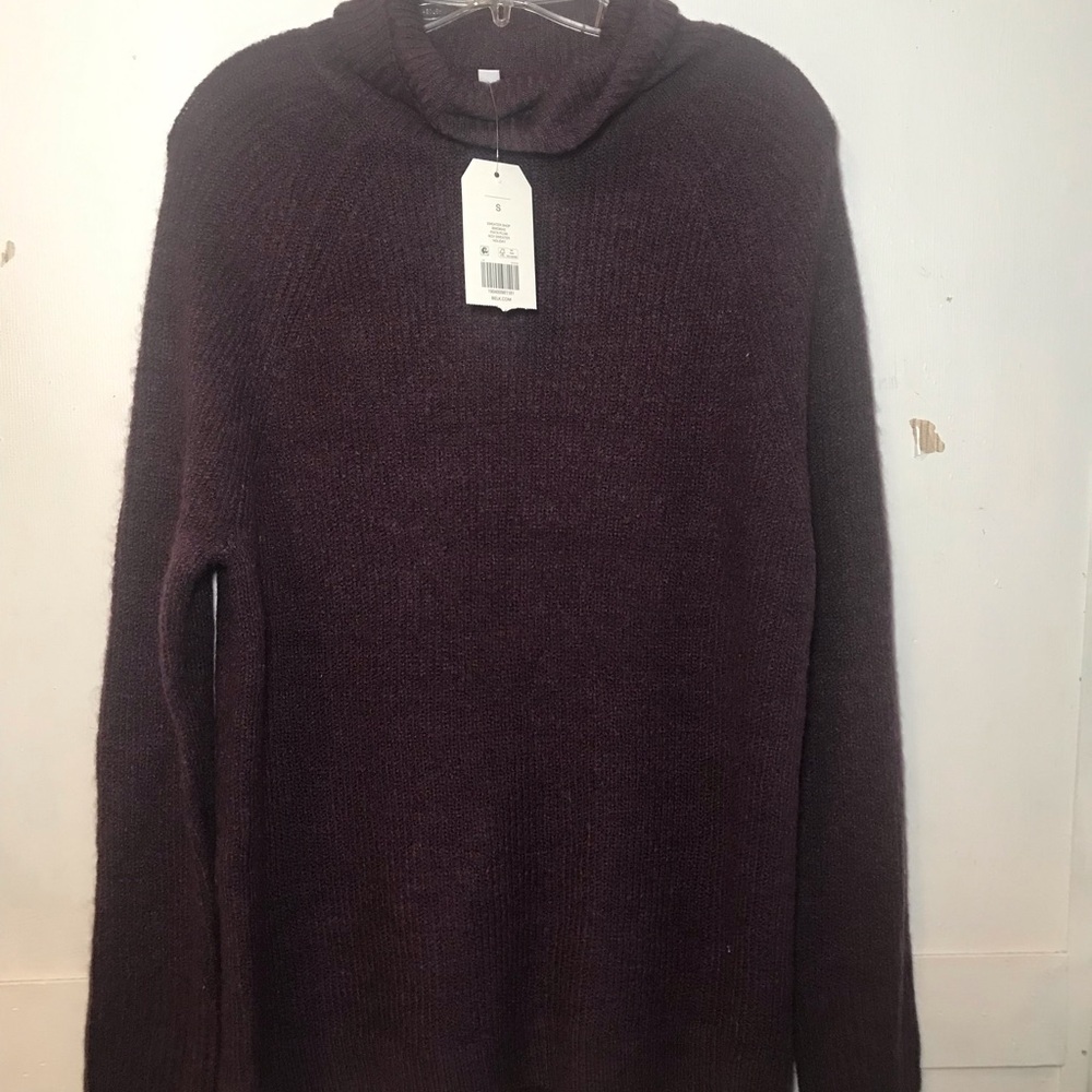 Wonderly Turtleneck Sweater in Rich Plum